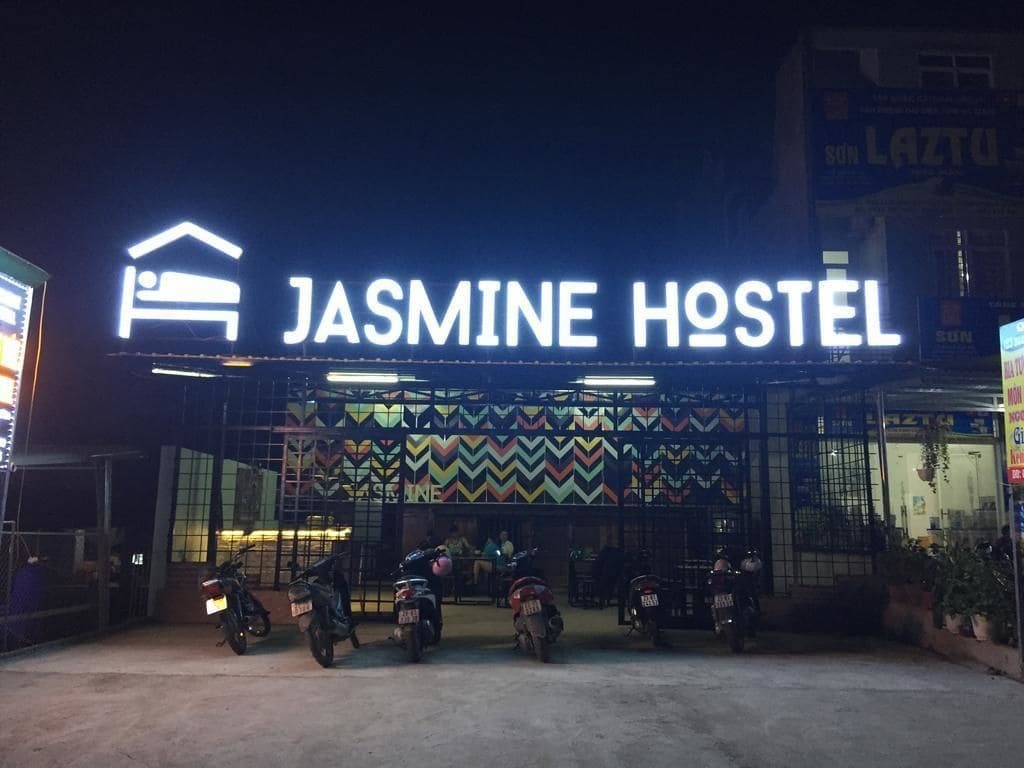 Jasmine Hostel And Motorbike Tours Ha Giang Dış mekan fotoğraf